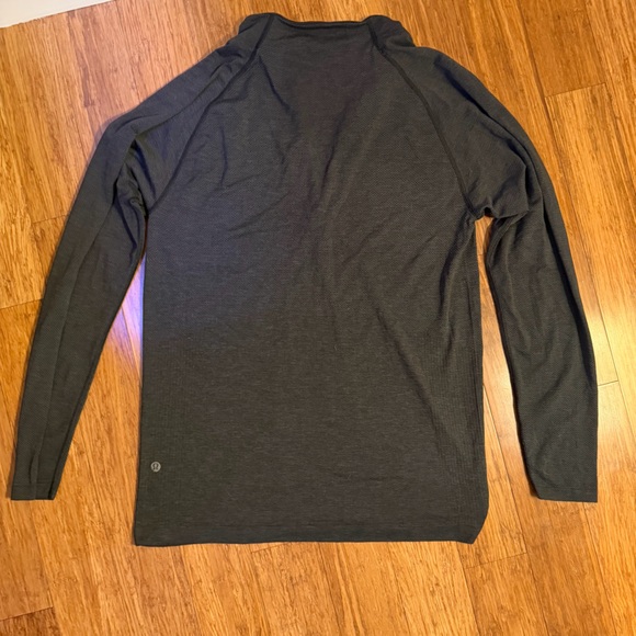 Lululemon Mens medium Metal Vent Tech lightweight Half Zip pullover long sleeve - Picture 4 of 10